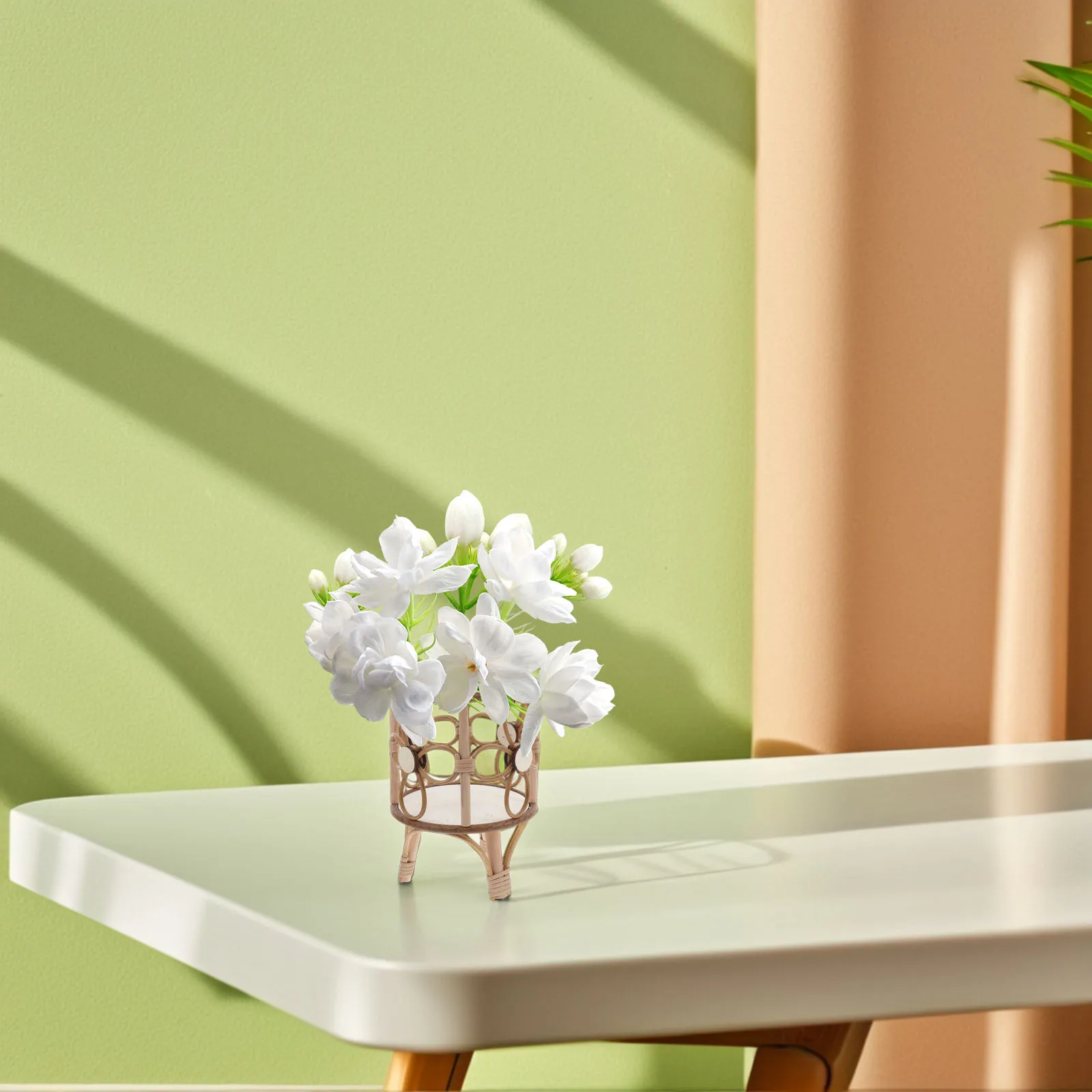 

Rattan Flower Plant Display Holder Hollow Design Modern Plant Stand For Indoor Outdoor Garden Decor Unique Planter Stand Durable