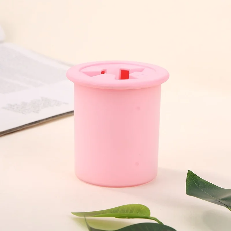 1PC Pet Dirty Paw Cleaner Cup Portable for Dog Cats Puppy Feet Washer Soft Silicone Pet Foot Wash Cup Foot Cleaning Bucket