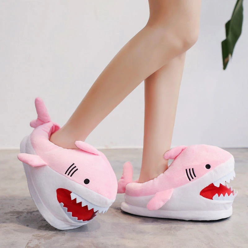 Nowy Unisex Winter Animal Shark Slides Indoor Furry Loafers Couples Grey Shark Slippers Home Warm Funny Slipper Plus size 44 45 — zdjęcie 7