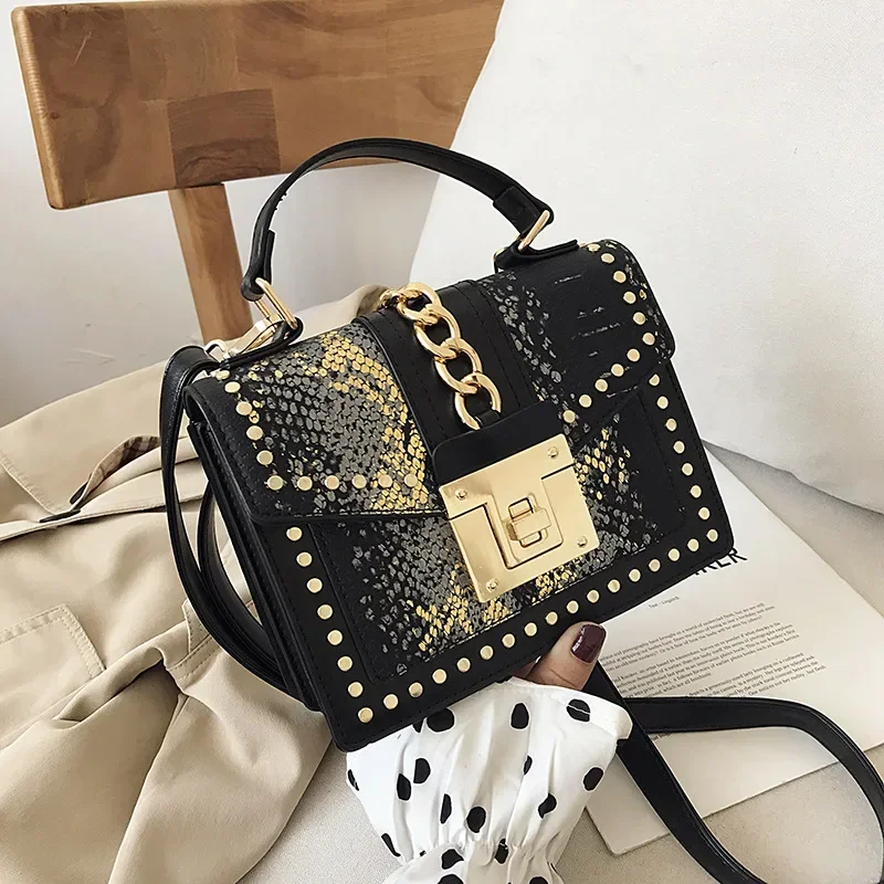 

Rivet Snake Pattern Bags for Women 2020 New Luxury Handbags Retro Fashion Western Style Multi-layer Casual Women Crossbody Bag