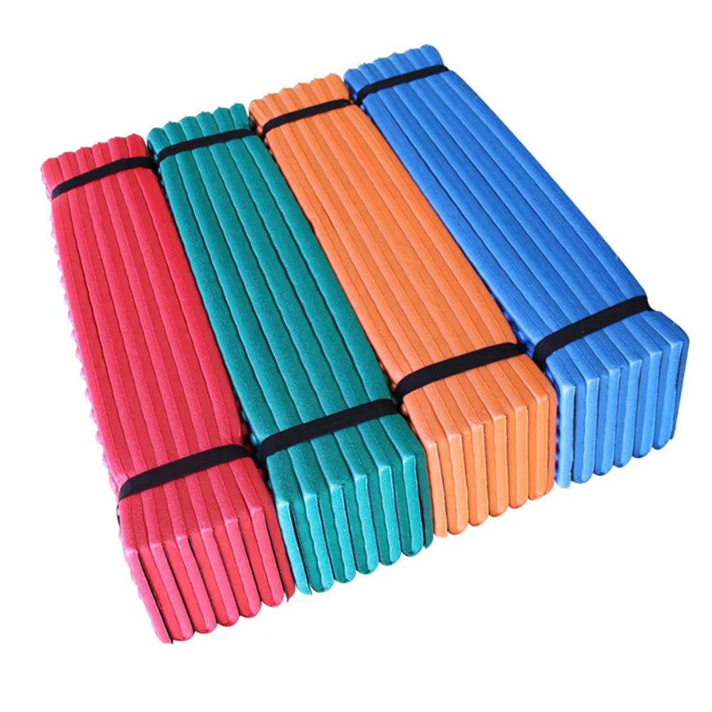 

Thicken Foldable Picnic Mat Large Size Xpe Material Egg Tray Pattern Comfortable for Family Friends Outdoor Dark Green and Black