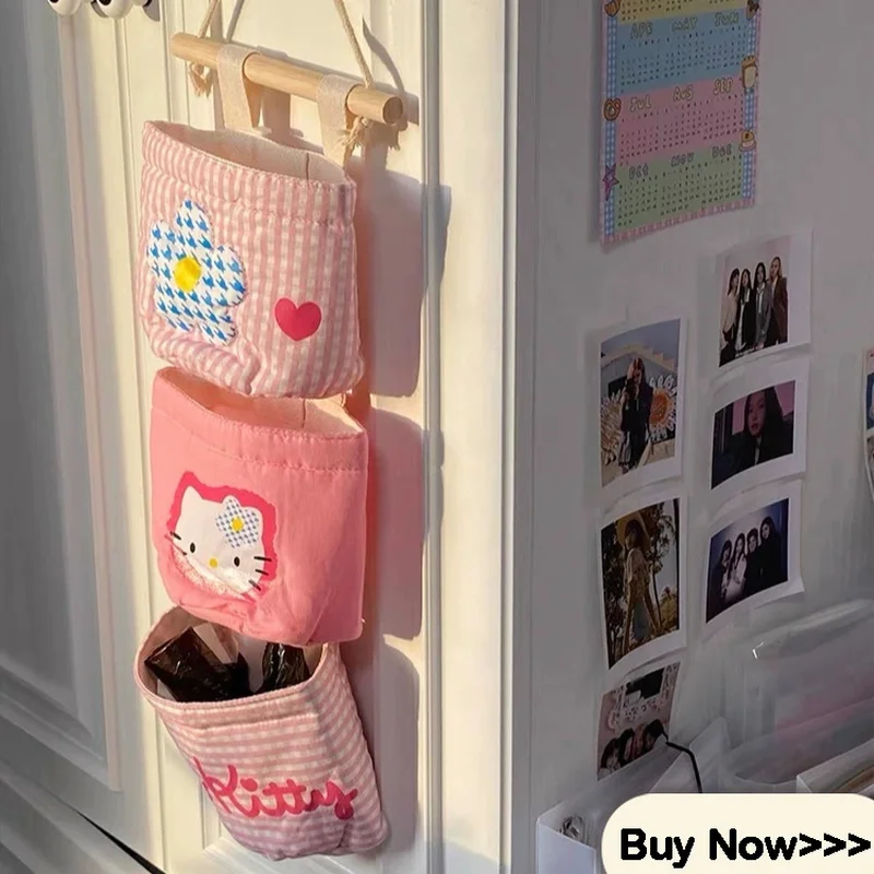

Hello Kitty Wall Mounted Storage Bag Cute Cartoon Large Capacity Convenient Creative Bedhead Storage Bag Fabric Art Storage Bag
