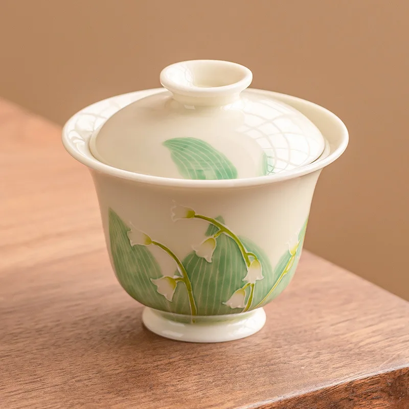 

100ml Hand-painted Piled Master Cups Carving Lily Covered Bowl Household Ceramic Tea Bowls Chinese Kung Fu Tea Set Gaiwan Tureen