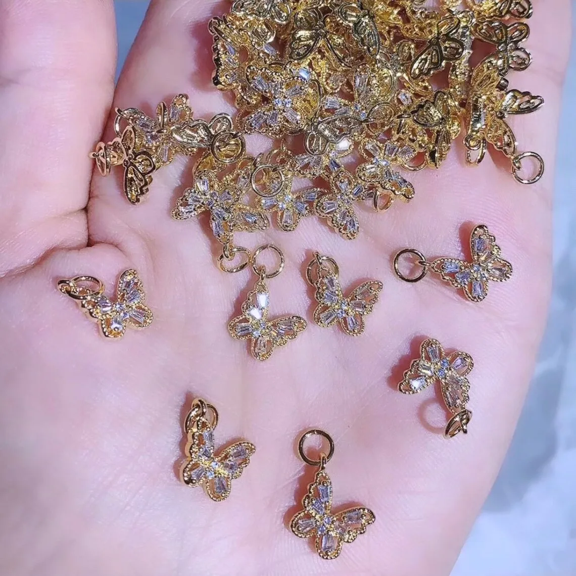 10Pcs Butterfly Nail Rhinestones Dangle Alloy 3D Gold&Silver Crystal Nail Piercing Dangle (12*15mm)Butterfly nail Piercing Decor