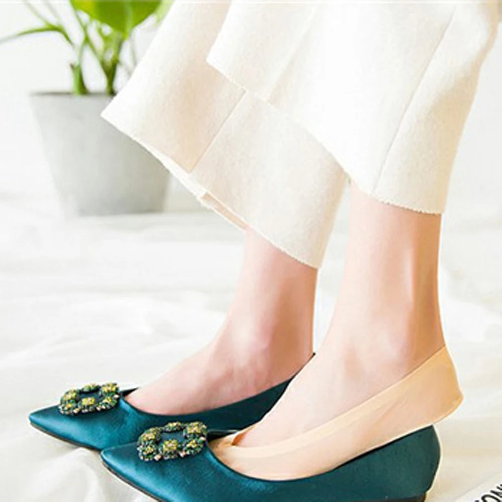 المرأة الصيف تدليك القدم مع منصات هلام الرعاية الصحية قوس دعم جورب النعال الجوارب غير مرئية الجوارب ثلاثية الأبعاد