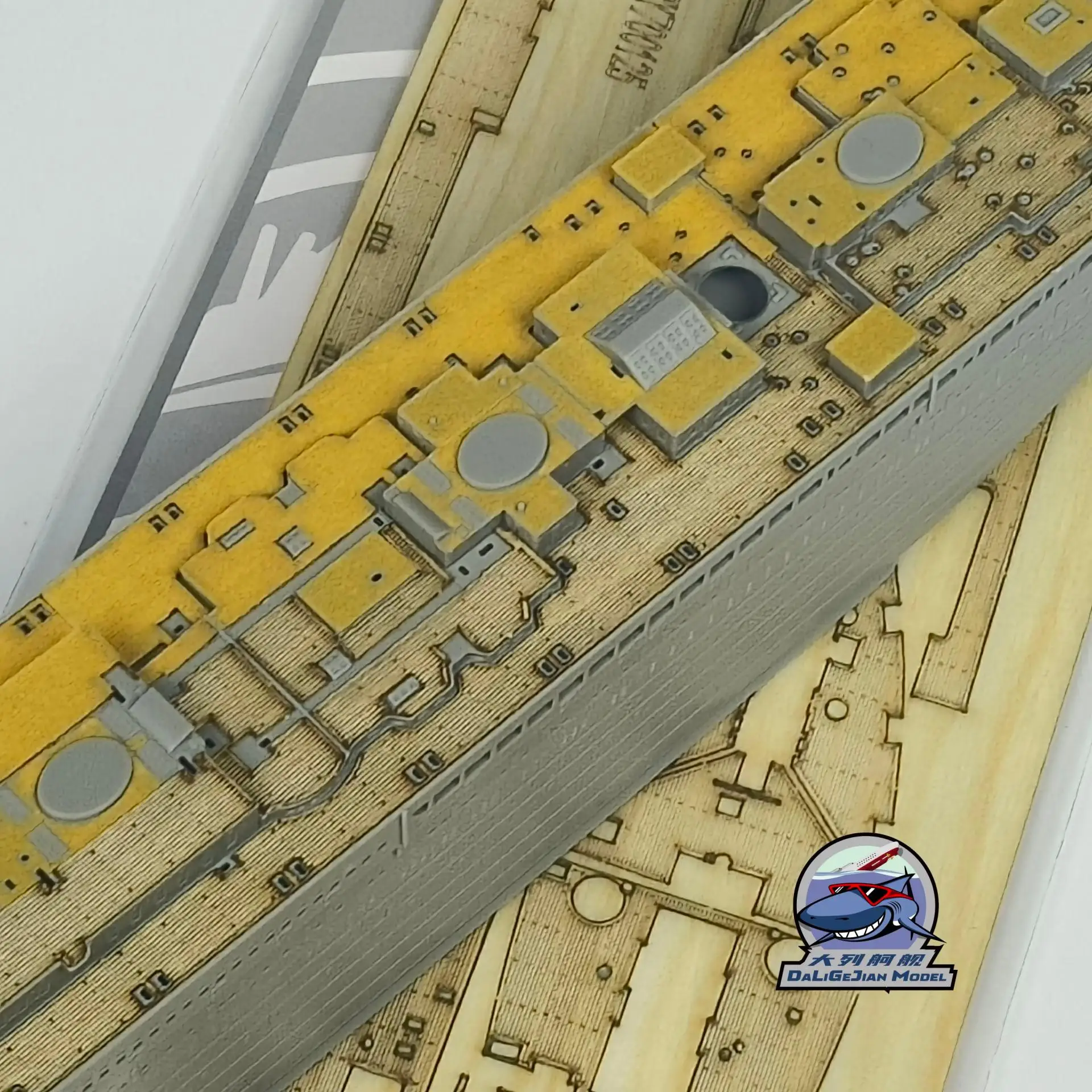 cy-cy-700125-Бумага-для-покрытия-деревянной-палубы-britannic-1-700-ДЛЯ-hobbyboss-83422