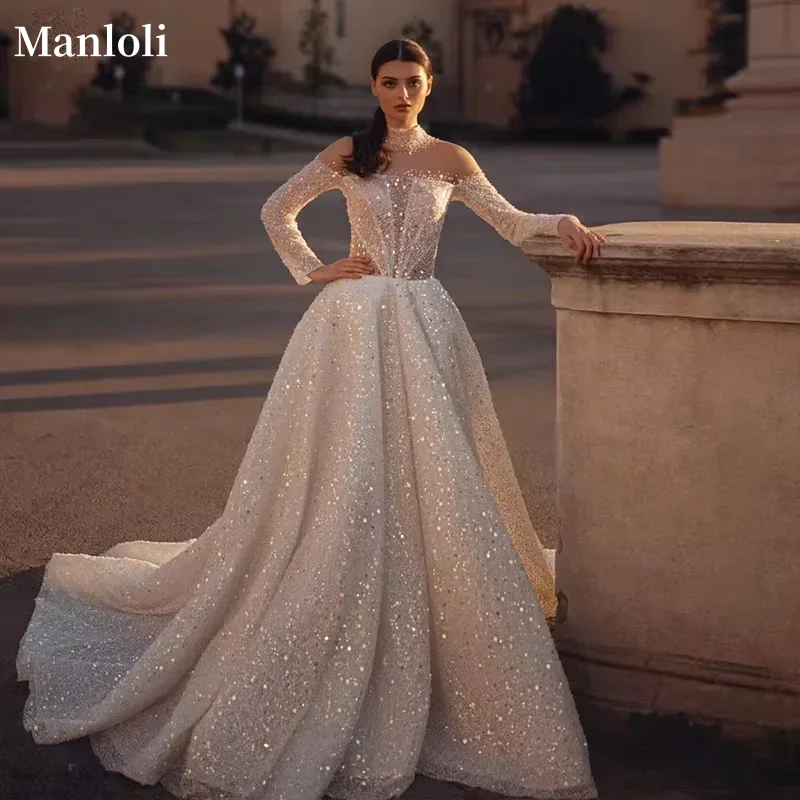 Abito da sposa scintillante di lusso con spalle scoperte, maniche lunghe, colletto alto, abito da ballo da sposa, abito da sposa principessa a trapezio personalizzato