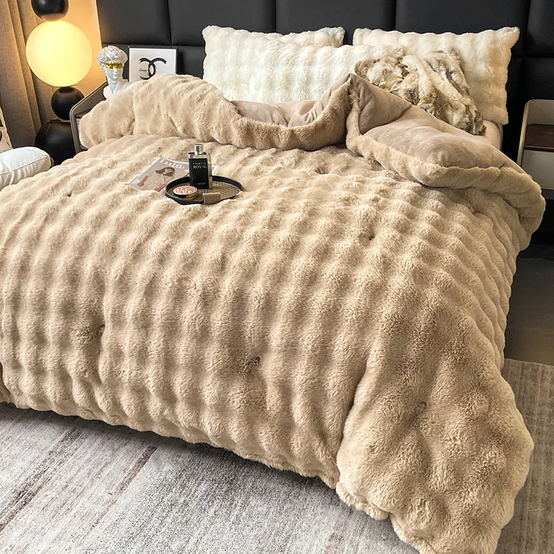 

Luxury Faux Rabbit Fur Blanket for Winter Thickened Warm Double Layer Plush Blankets for Bed Fluffy Soft Warmth Quilt Comforter