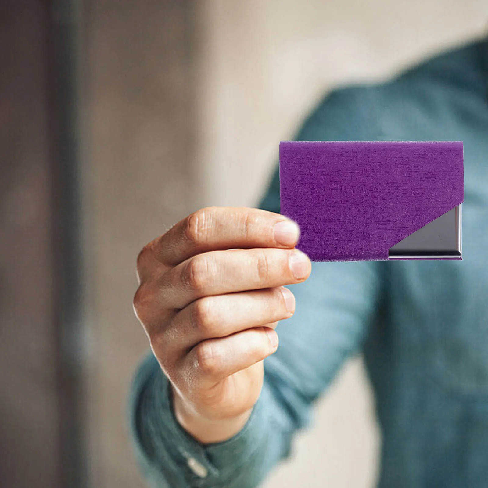 

PU Metal Card Case Business Cards Organizer Wallet with Stylish Design and Sturdy Construction Pocket Address Book