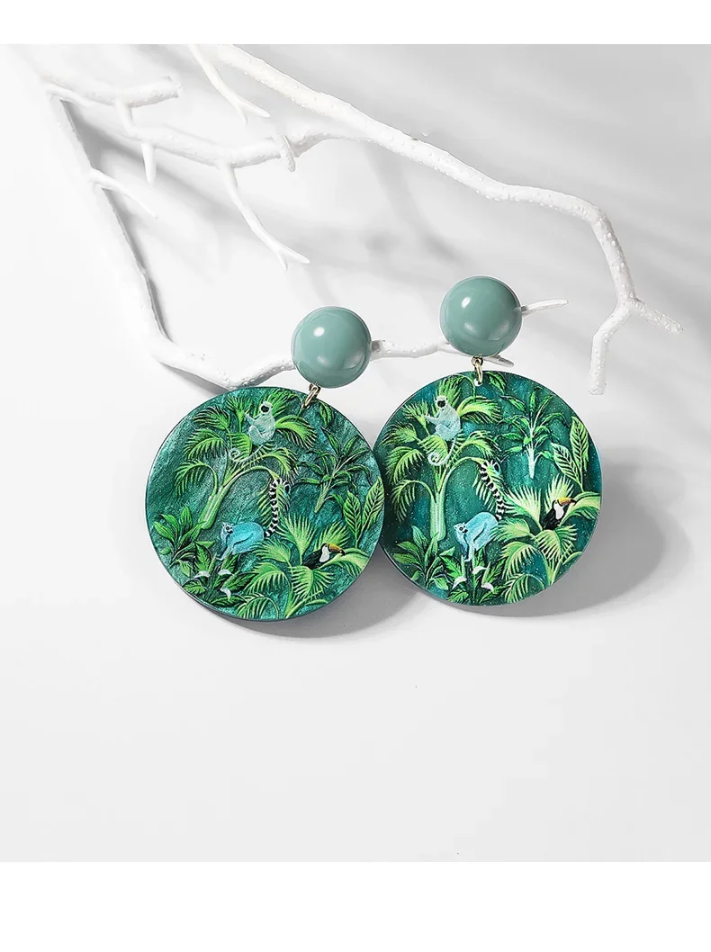 

Vintage green earrings women's atmospheric