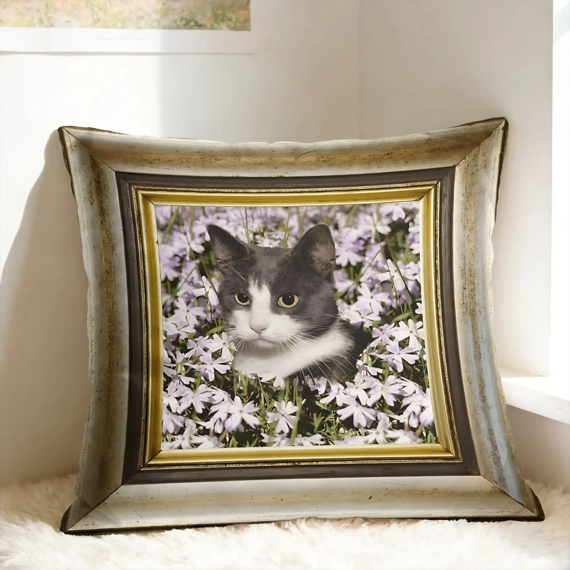 Cute Caroon Cat Portrait Photo Frame Art Pillow Case  Design Pillow Cover For Couch Sofa Bedroom Retro Trendy Pillowcases
