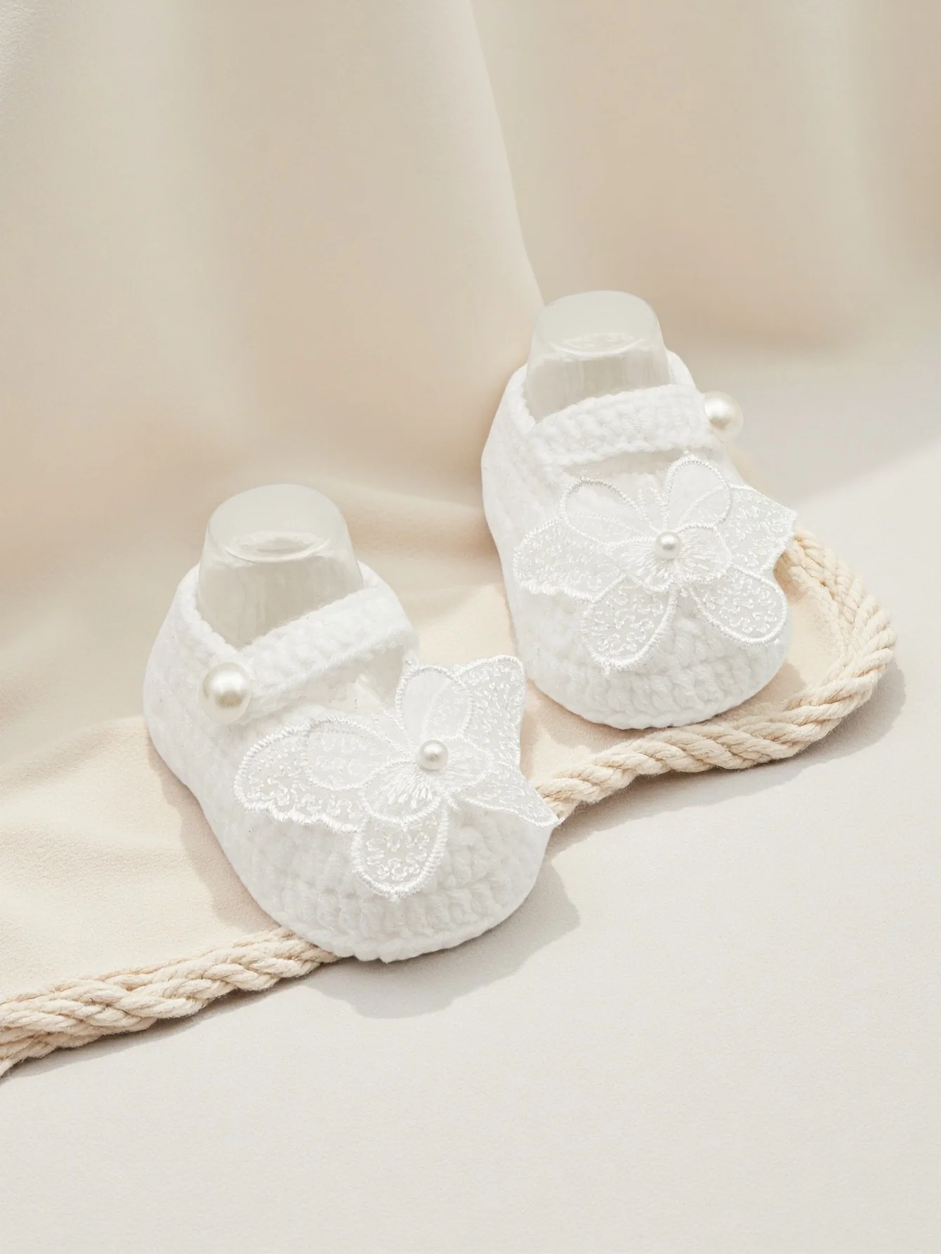 1 Pair Crochet Baby Booties with lace bow and Pearl Button, White, Newborn Shoes