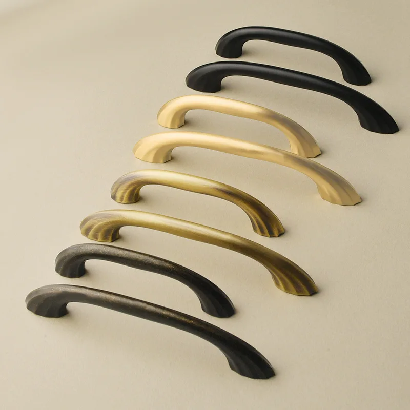 Drawer Cabinet Wardrobe Door Curved Black Silver Handle Cabinet Door Modern Simple Style Brass