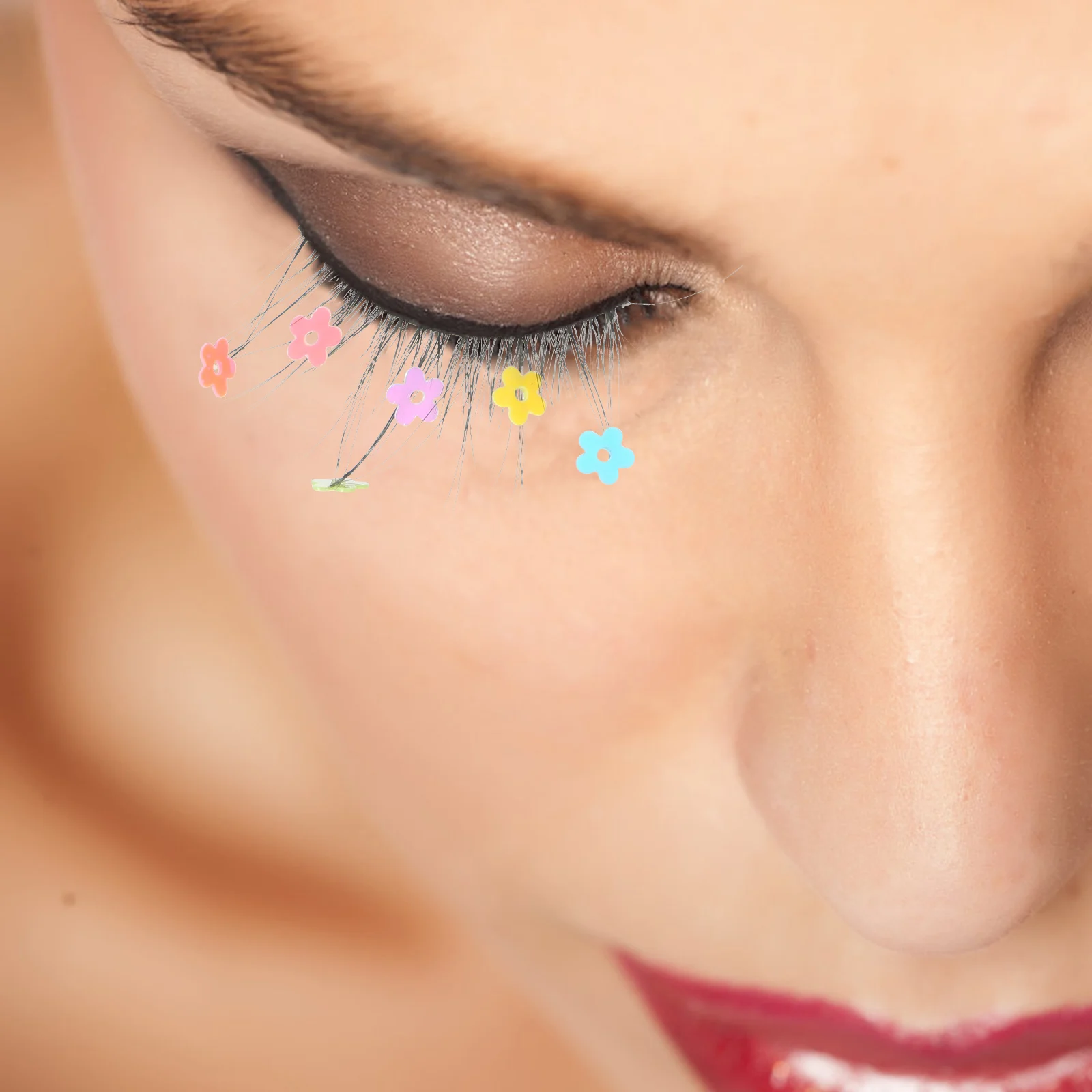 

Creative Fake Lashes For Women Sequin Glitter Eyelashes Colored Cluster Lash Extensions Bright