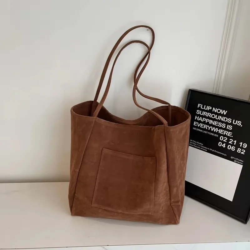 Fashionable Retro Large Capacity Women's Tote Bag 2025 Autumn and Winter New Simple Versatile Brushed Commuting Shoulder Bag