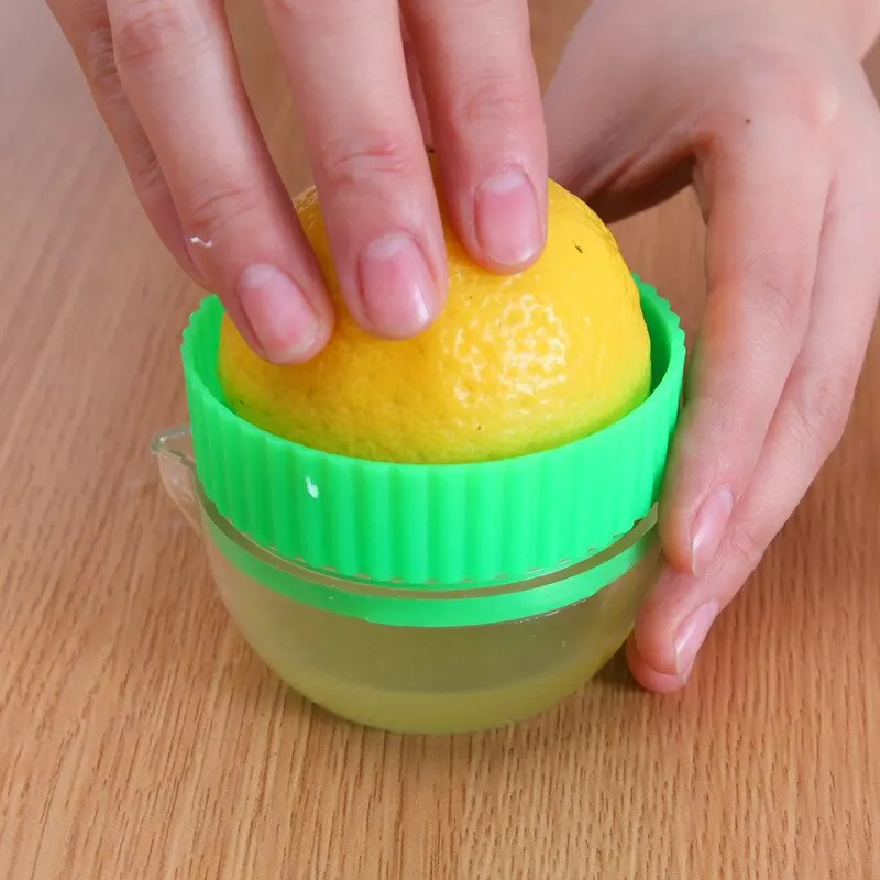 Manuelle tragbare Zitrus presse Küchen zubehör Multifunktion frucht Orange Zitronen presse Mini