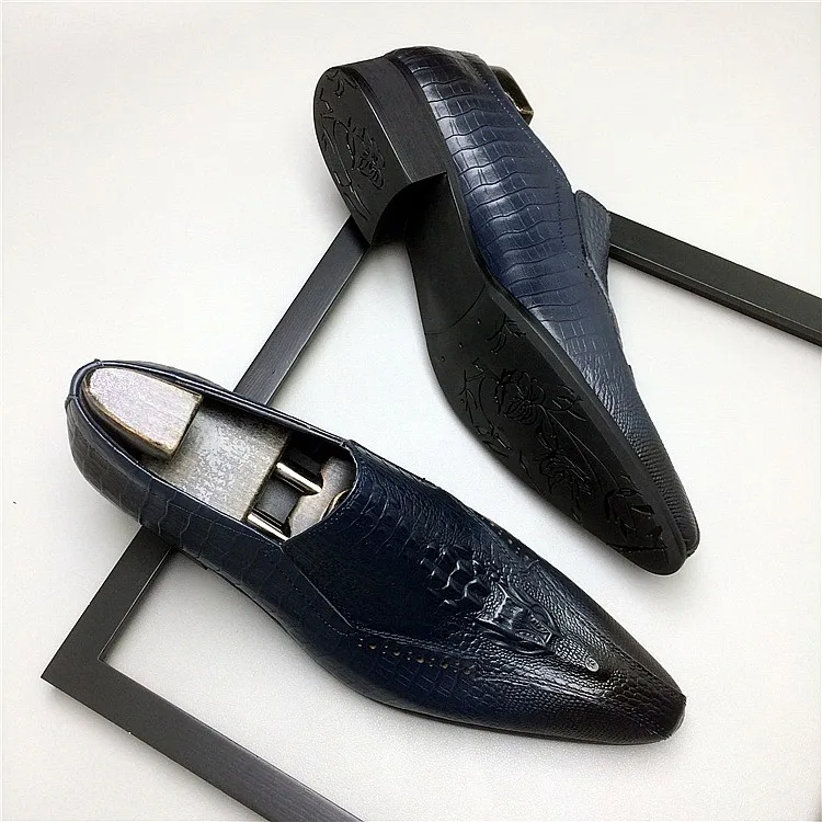 

Slip On Men Oxford Leather Dress Shoes Wedding Men Loafers Crocodile Pattern Genuine Leather Pointed Toe Office Formal Shoe