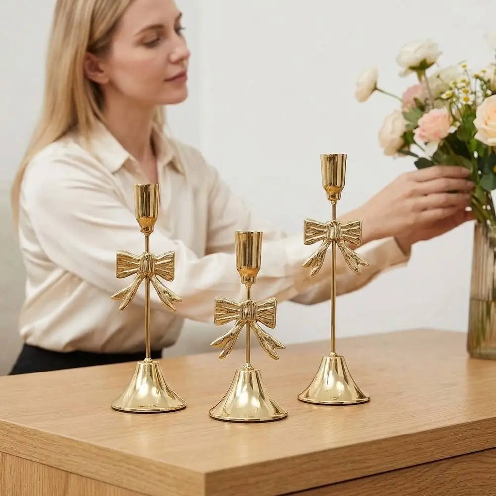 Vintage Bowknot Candle Holders Mirror Finish European Style Iron Candlestick Electroplated Romantic Decorative Stand