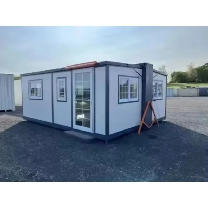 YG Customized Hot Sale Container House 20ft 40ft Expandable Folding Modular Prefab Tiny Home Luxury Prefab Villa 3 4 Bedroom 1 B