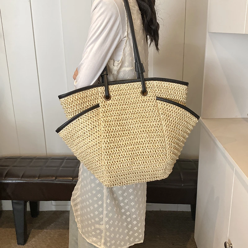 2024 Summer Straw Tote Bag Simple Versatile Large Capacity Hand Woven Shoulder Bag Bohemian Vacation Casual Seaside Beach Bag