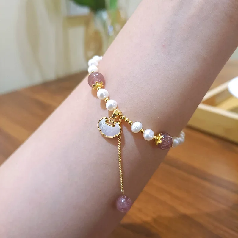 

Korean Style Exquisite Strawberry Crystal Freshwater Pearl Bracelet Women's Tassel Peace Lock Pendant Simple Hand Jewelry Gift