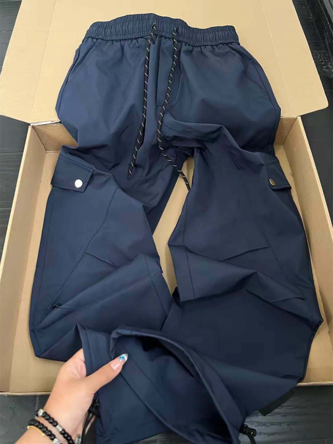 

Мягкие тактические брюки мужские осенние с завязками, с эффектом мятости, для активного отдыха, трехзащитные, в стиле парашютиста, шорты-карго