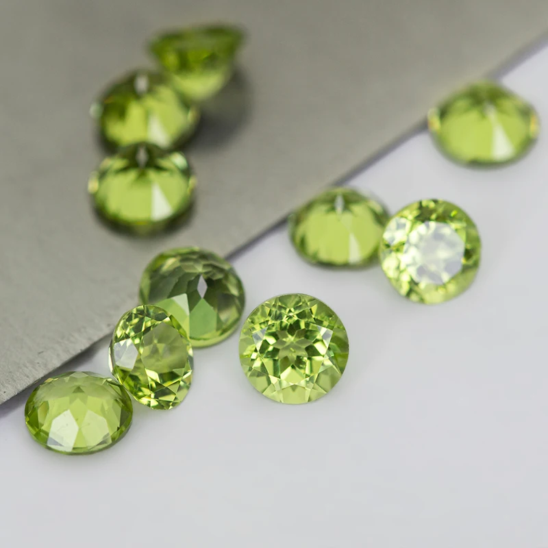 Kibo Wholesale Natural Loose Gemstone Round Cut 1.0-5.0mm Peridot