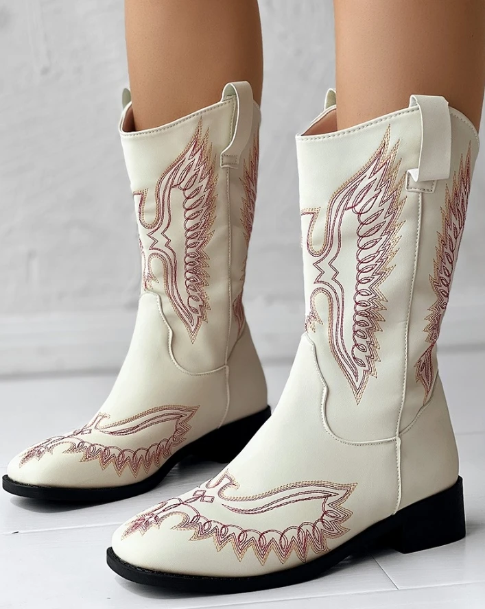 

Bird Embroidery Cowgirl Chunky Heel Vintage Ankle Boots