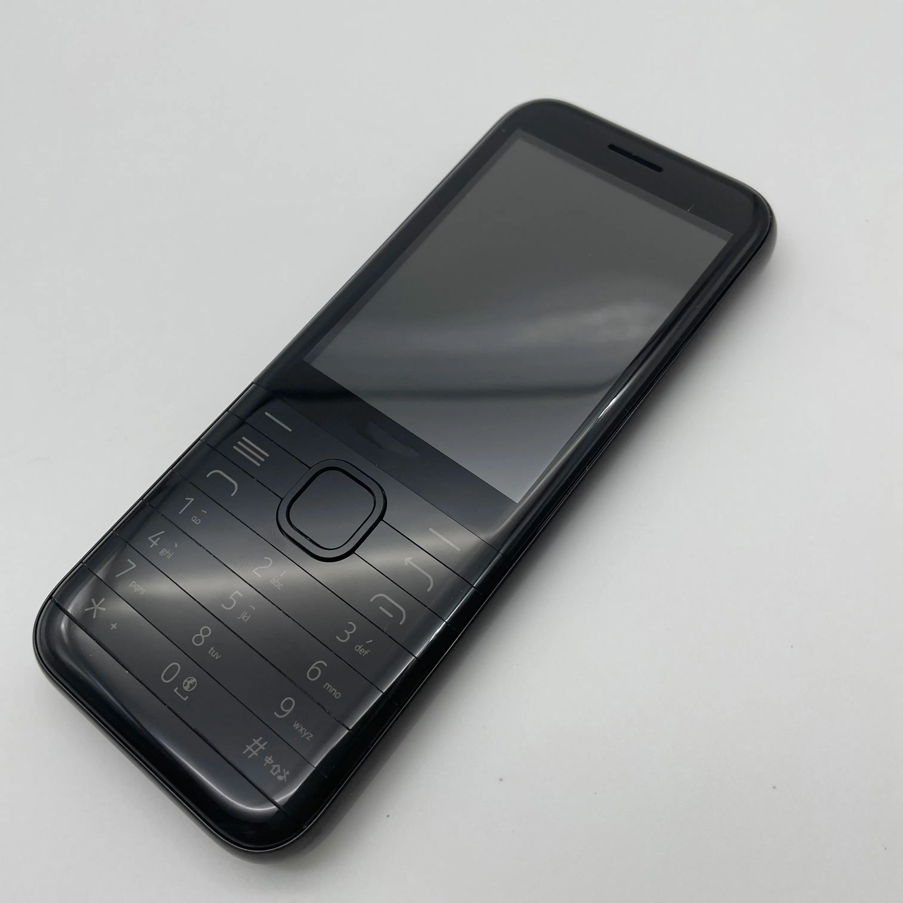 Refurbished Original 8000 4G Dual Sim Unlocked GSM 900/1800 Mobile Phone English Keyboard Made in Finland view 5