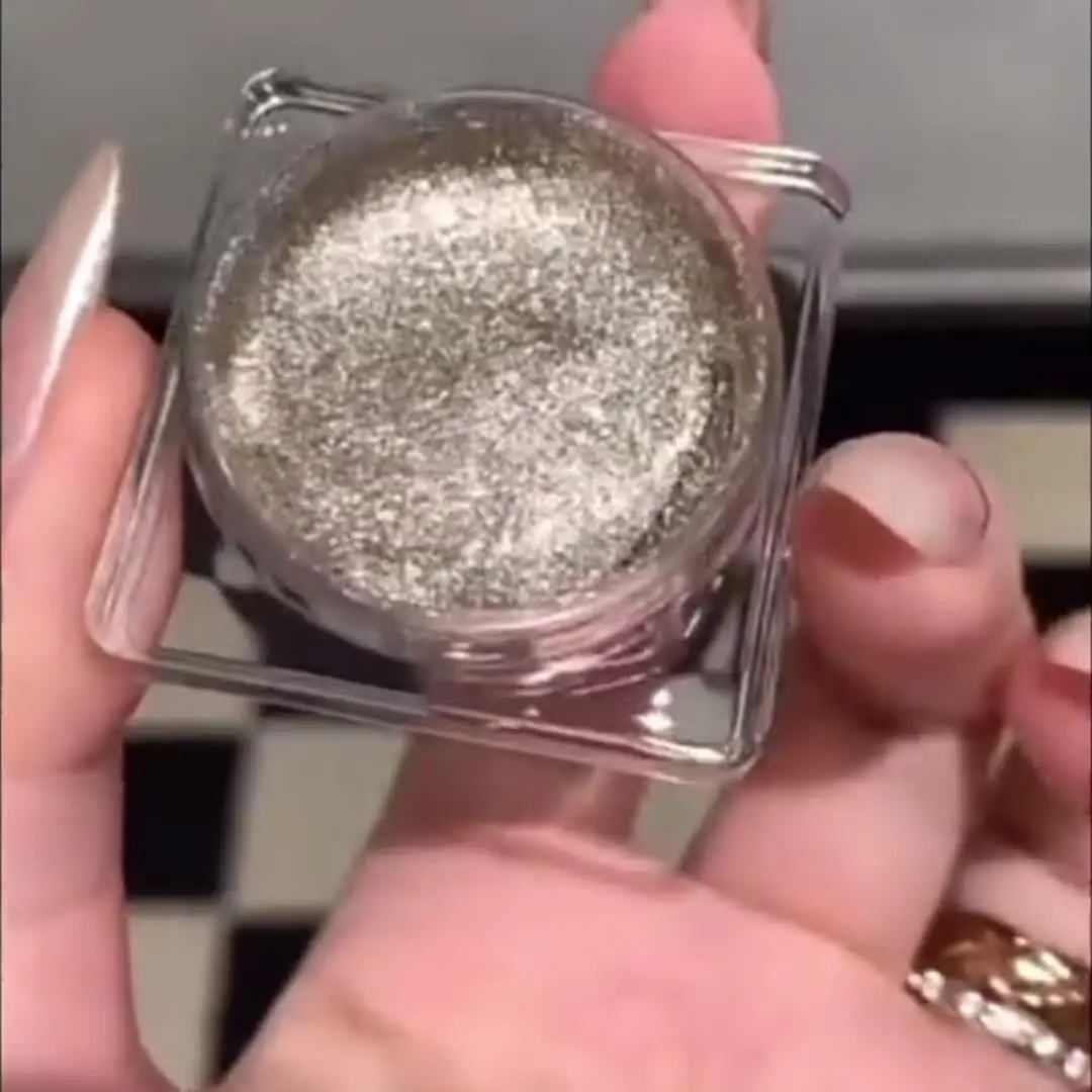 スーパースパークリングジェルアイシャドウ、きらめくキラキラ、まばゆいばかりのステージルックのためのメタリックハイライター、女性のための完璧なメイクギフト