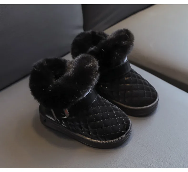 2026 Neue Herbst-Winter-Kinderstiefel für Mädchen, Verdickte Warme Bequeme Weiße Stiefel, Rutschfeste Plüsch-Baumwollschuhe für Babys und Kinder – Detail 8