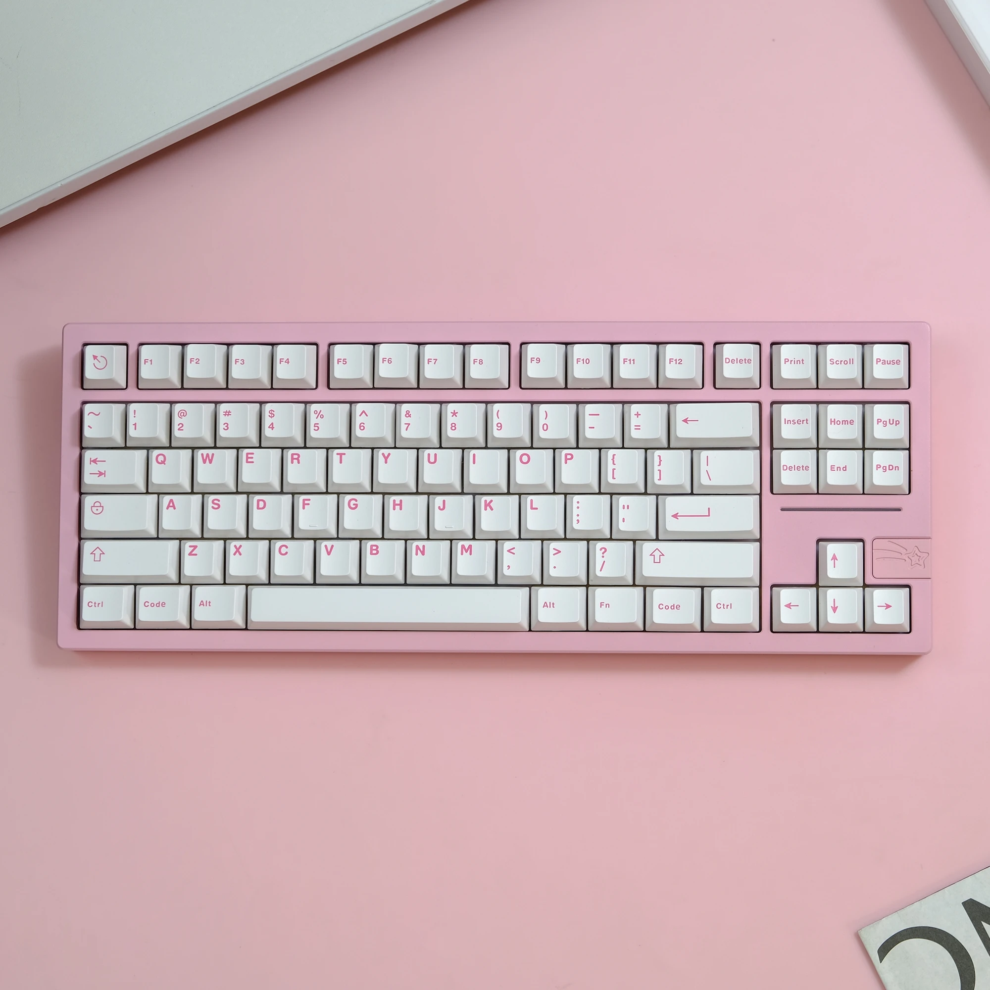 Aifei 121 Keycaps ABS Double Shot White with Rose Red Letters Cherry Height for Mechanical Keyboard AULA F75 Ajazz Anne Pro 2 PC