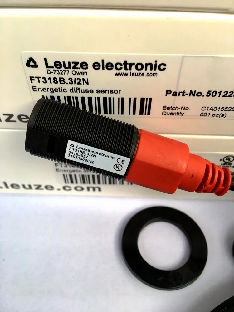 New Original Leuze Optoelectronics Switch ET318B.3/2N FT318BI.3/2N ET318BI.3/2N FT318B.3/2N