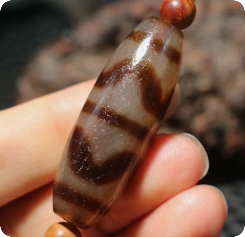 Ultra Energy Tibetan Old Agate Double Tiger Tooth Big dZi Bead Pendant Totem UP