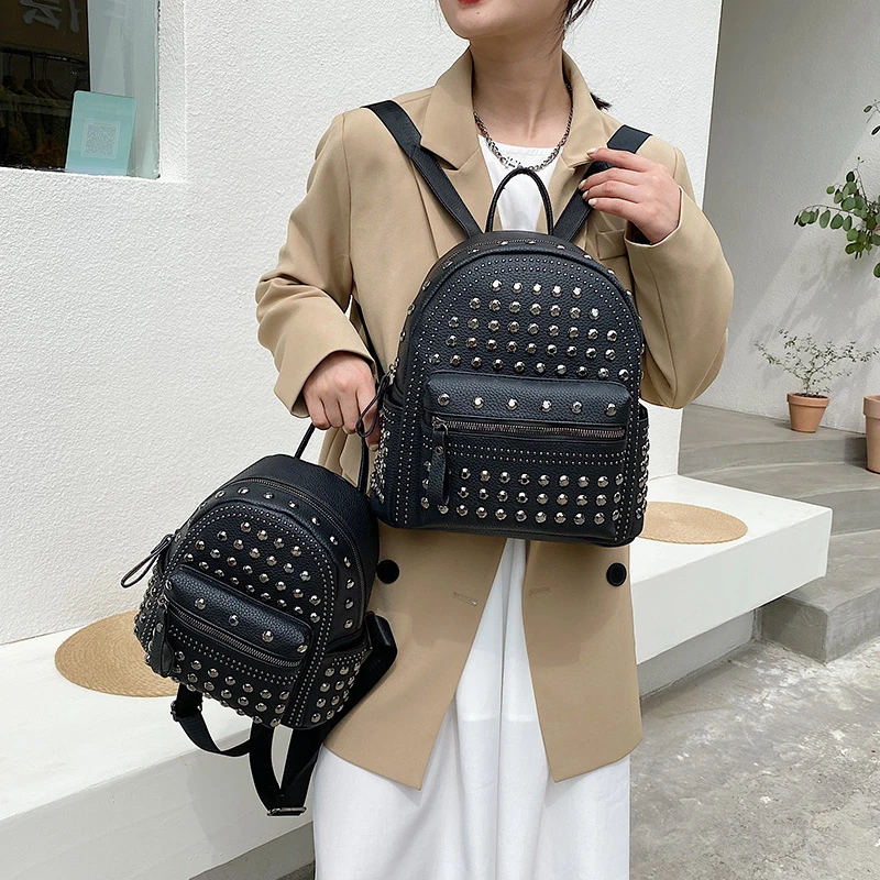 backpack travel bag brand The Color:Daydream Floral Blue tote sewing pattern On Size – 38L Mac Pro Apple Laptop