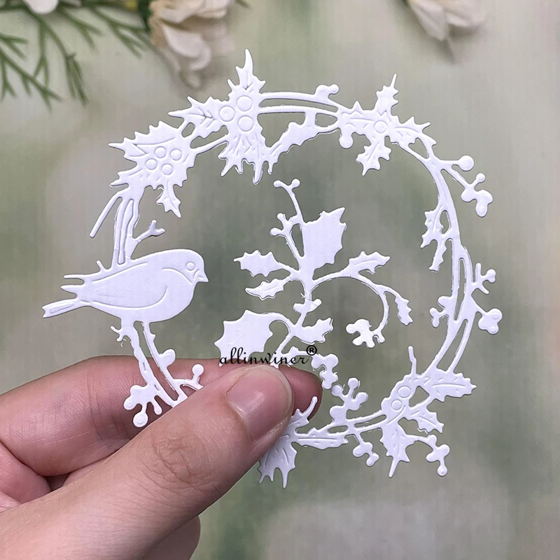 New Bird holly wreath Metal Cutting Dies for DIY Scrapbooking Album Paper Cards Decorative Crafts Embossing Die Cuts