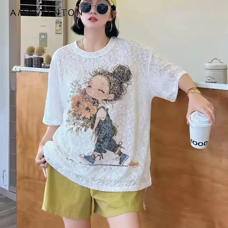 

2026 Summer New Women's Lace Hollow Out Printed Short Sleeved T-shirt Loose Slimming Casual Pullover Designer Daily Wear Tops
