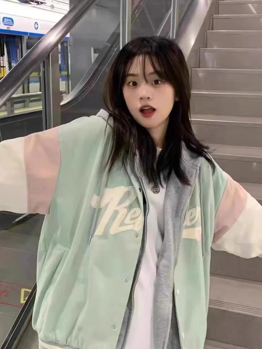 

Женские демисезонные куртки, зимние теплые плюшевые карманы с капюшоном, уличная одежда, женская верхняя одежда, пальто, укороченное женское пальто на молнии, серые, бежевые, короткие