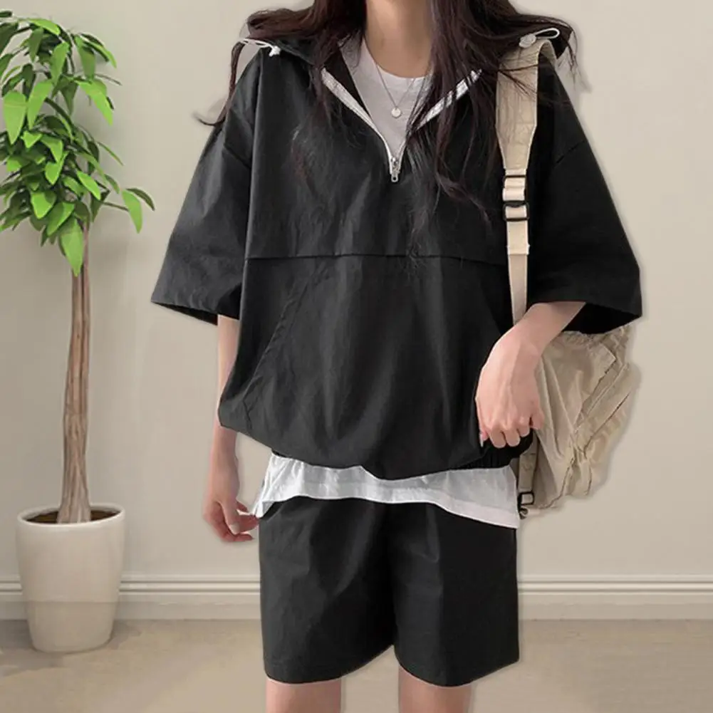 2  Women Hoodie Shorts Set Zipper Hooded Three-quarter Sleeve Loose Big Pocket Top Elastic Waist Short Pants Set Sport Outfit