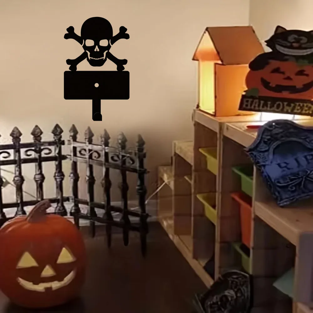 

1pc Endearing Metal Decorative Hook - Merged with a Functional Rack. A Gorgeous Halloween Hook in Frightful Horror Pumpkin Shape