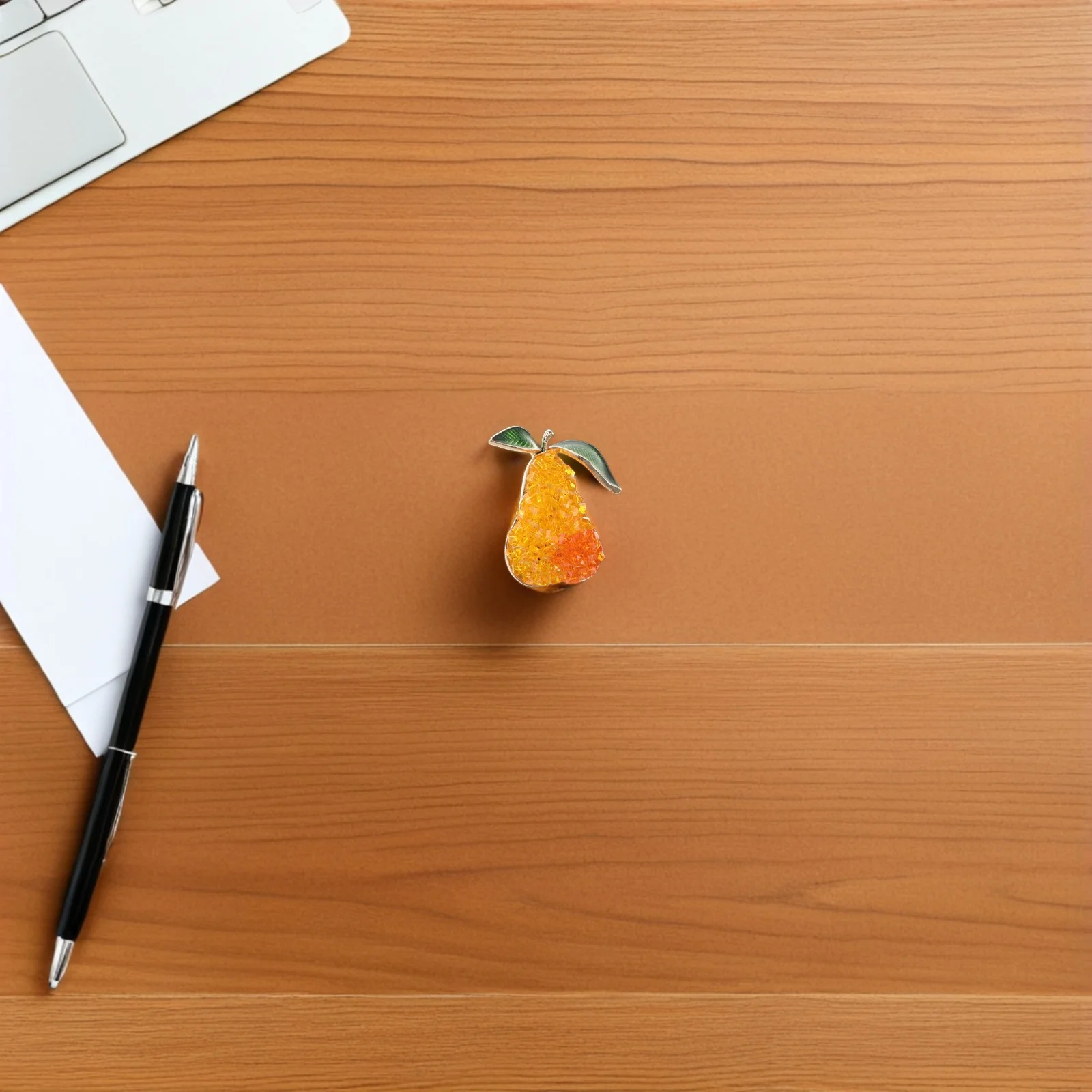 

2Pcs Rhinestone Carrot Brooch Pins Cute Vegetable Lapel Pin for Women Holiday Jewelry Christmas Accessories Brooches for Clothes