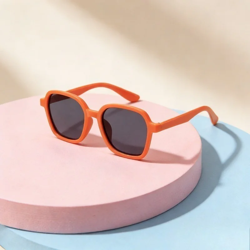 Koreanische Mode-Sonnenbrille für Kinder, niedliche quadratische Sonnenbrille für Jungen und Mädchen, UV-Schutz-Sonnenbrille für draußen