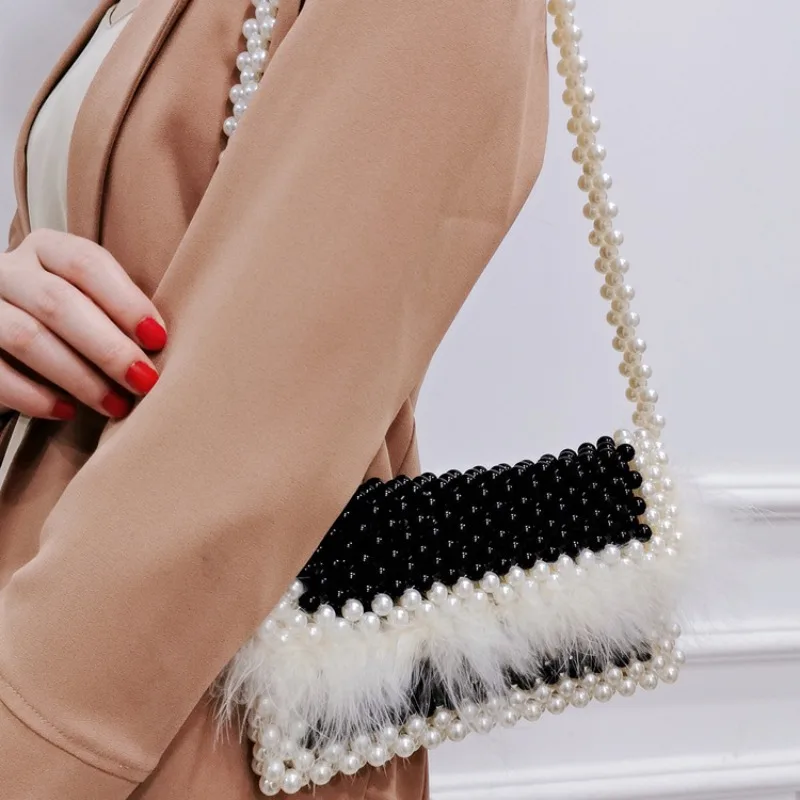 

Black White Splicing Beaded Women's Small Square Bag Handmade Woven Plush Flip Cover Handbag Asual Versatile Single-shoulder Bag