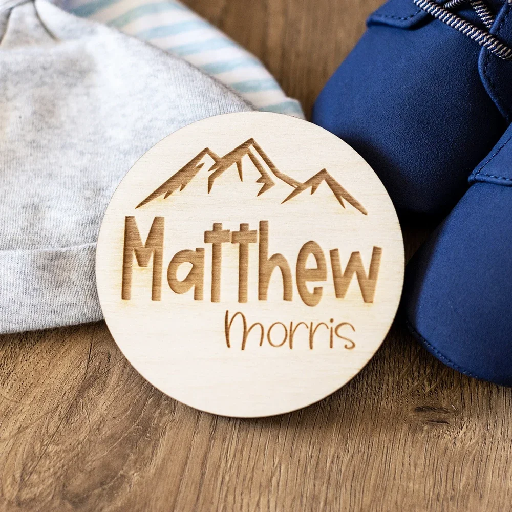 

Personalized Baby Girl Boy Name Newborn Tags Baby Shower Gift Engraved Logo Custom Round Name Card Keepsake Christmas Wedding
