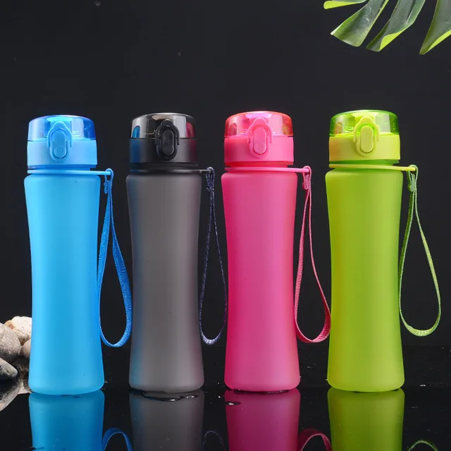 560ml Water Bottle Outdoor Adult Sports Water Cup Portable Plastic Bottle Student Teapot Kitchen Drinking Tools