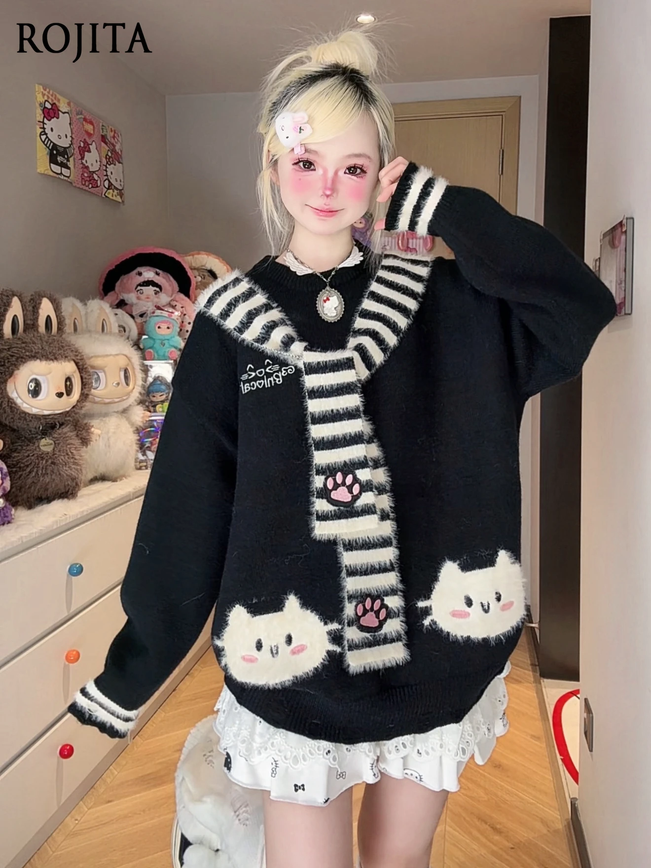 かわいいプルオーバーセーター女性のための秋と冬漫画刺繍ショールラウンドネック長袖ルーズフィット暖かいトップ