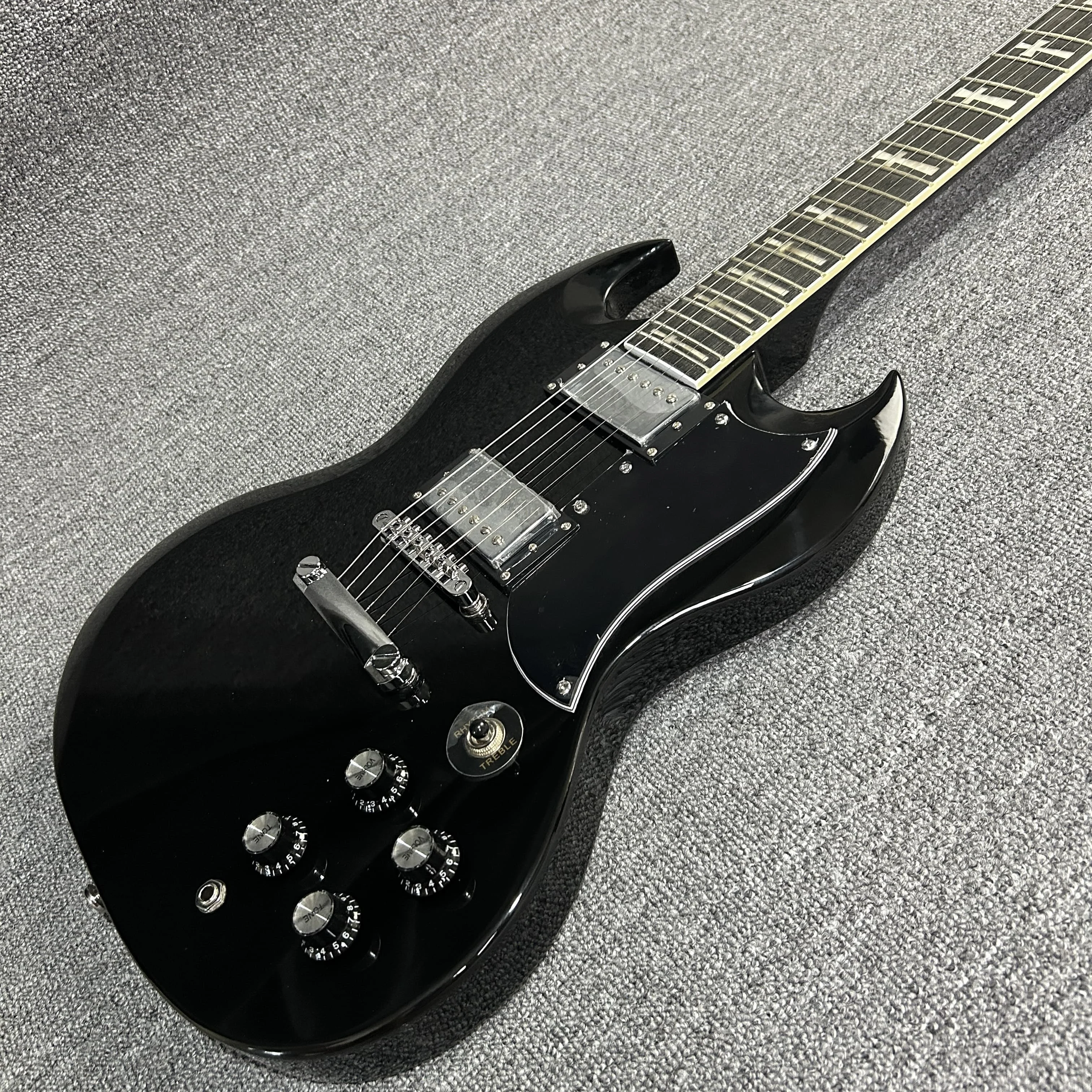 Good Quality and Timbre Black SG Electric Guitar Rosewood Fingerboard Mahogany Body 24 Tone Position Lightning Inlaid