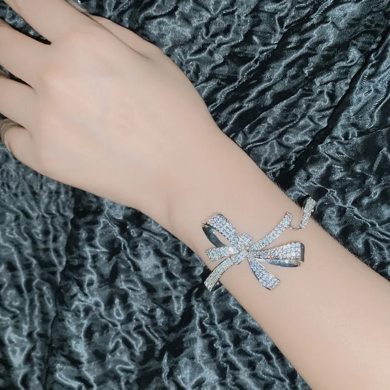 

MDLFES Moissan Diamond Style Butterfly Ribbon Geometric Design Bracelet 18K Diamond Plated Bracelet