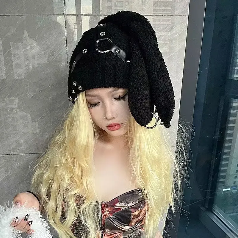 عيد الميلاد أرنب الأذن قبعة الخريف/الشتاء تصميم العنيفة ثقب برشام الجلود مشبك ثقافة فرعية Y2k الشرير أرنب قبعة