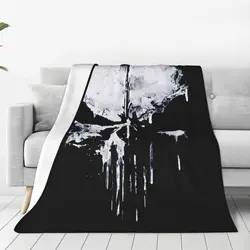 Skull Flannel Throw Blanket Horror Halloween Blanket for Sofa Bedroom Warm Plush Thin Quilt